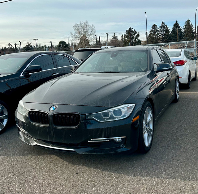 2012 BMW 335i Manual  in Cars & Trucks in Calgary