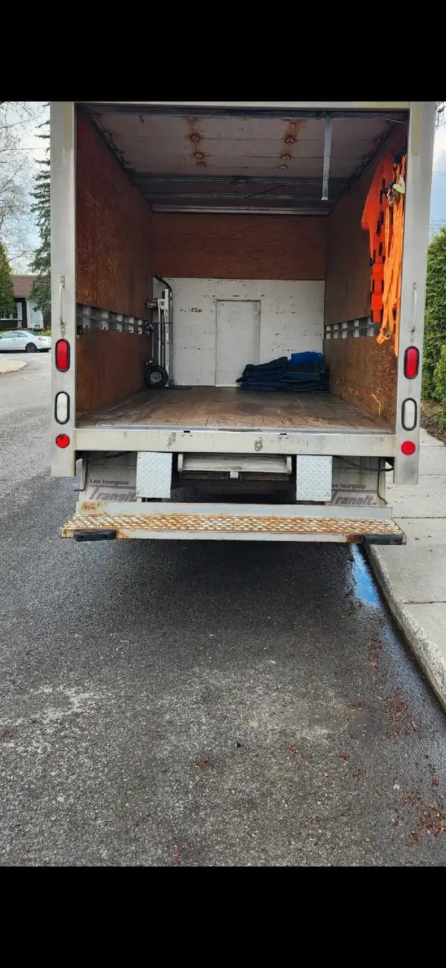 Moving Service62863719641346123