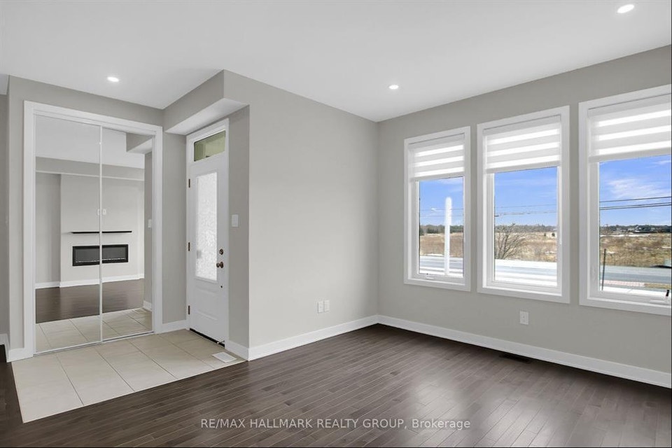 3-Bedroom END-UNIT Townhome 5