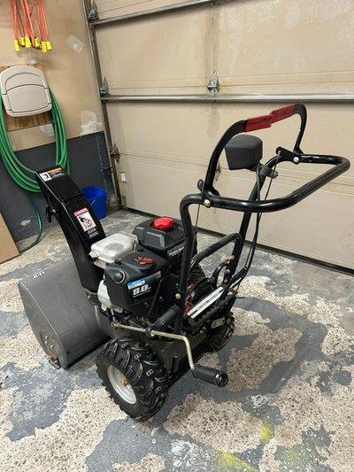9 HP, 24" Snowblower, View more