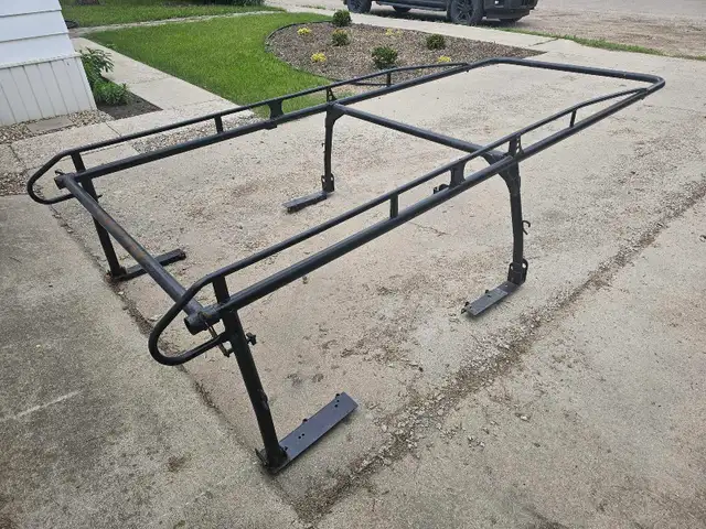 weather guard ladder rack in Ladders & Scaffolding in Saskatoon - Image 6