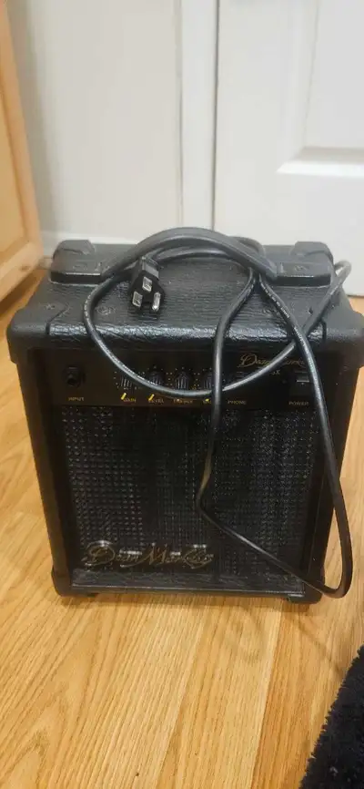 Dean Markley Guitar Amplifier, View more