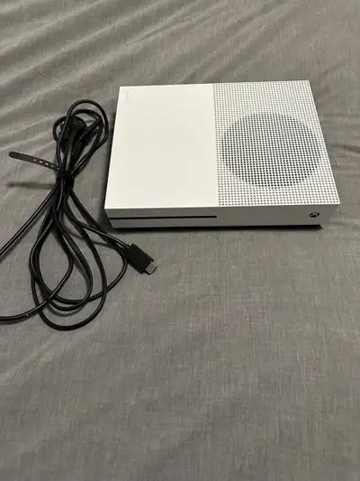 Xbox one - got the new one, great condition