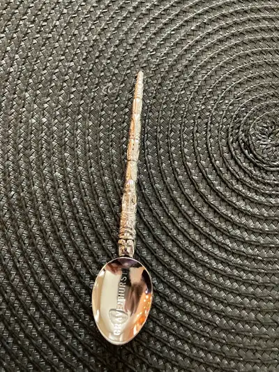 Gravenhurst totem pole $5.00