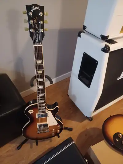 Gibson LP  Traditional, View more