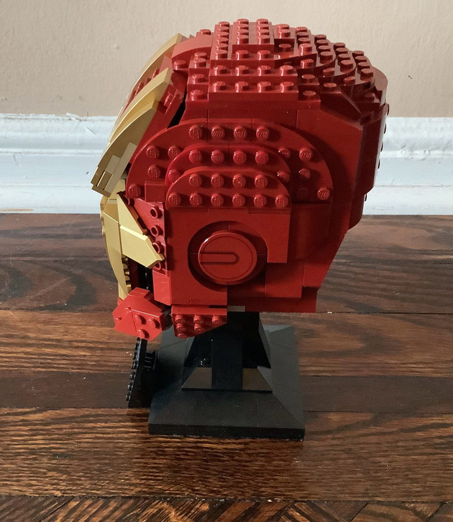 Lego Marvel Avengers Iron Man Helmet ( 76165 ) Retired  in Toys & Games in Mississauga / Peel Region - Image 4