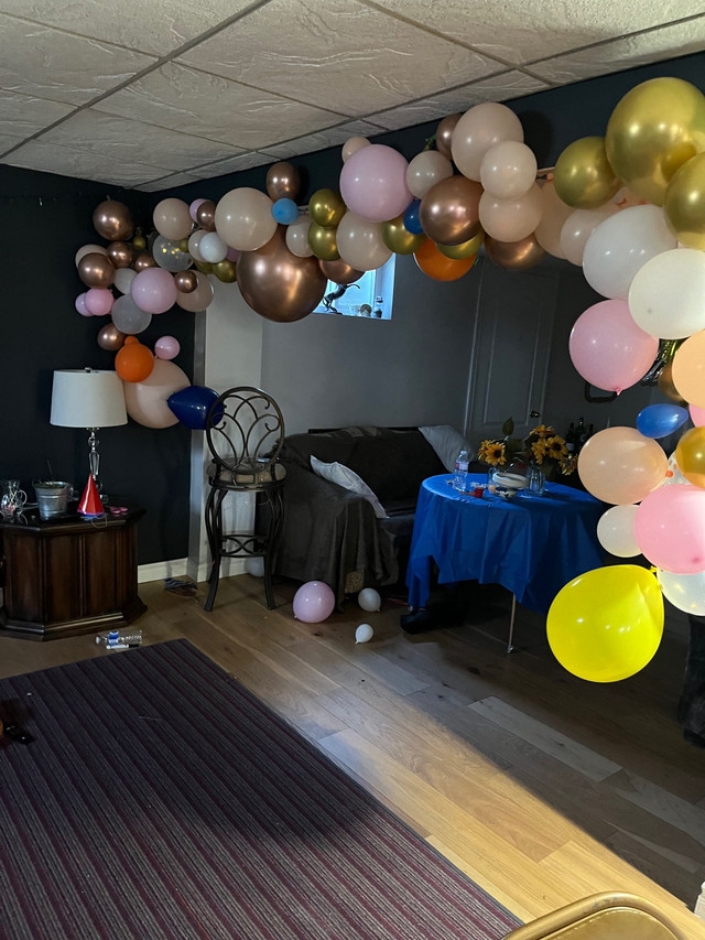 Free party balloons  used in Free Stuff in Markham / York Region