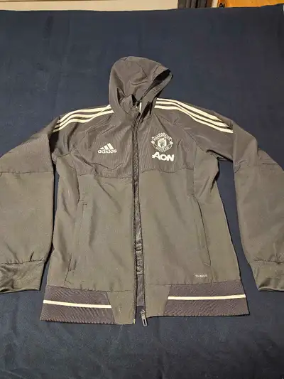 Man United Sweater/Jacket, View more
