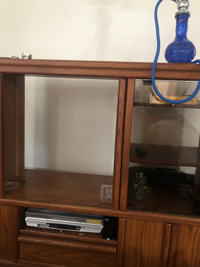 Wooden tv stand/entertainment unit  in Other in Winnipeg - Image 2