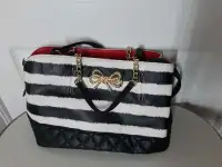 Y2K Betsey Johnson Black/White Stripe Crossbody bag