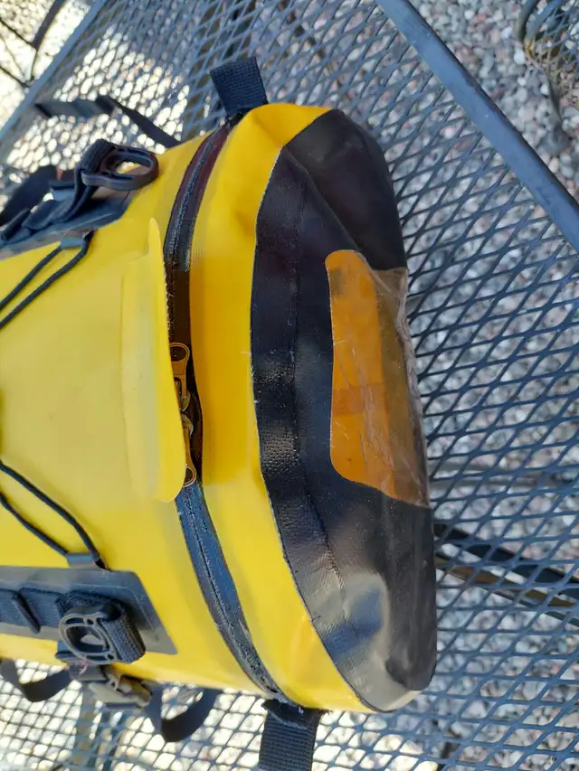 Seattle Sports Kayak Deck Bag in Water Sports in Ottawa - Image 7
