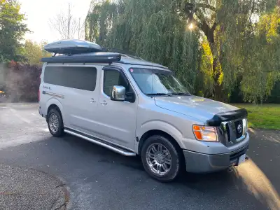 Rare pop-top 'Weekender' adventure van. Nissan 5.6L V8 reliability, NV2500HD chassis (3/4 ton). ~ 90...