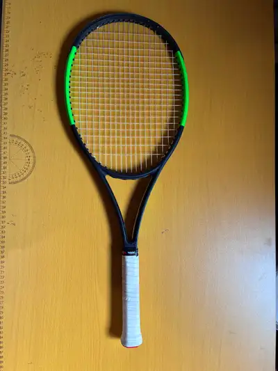 Wilson Blade 98 18x20 tennis racket, View more