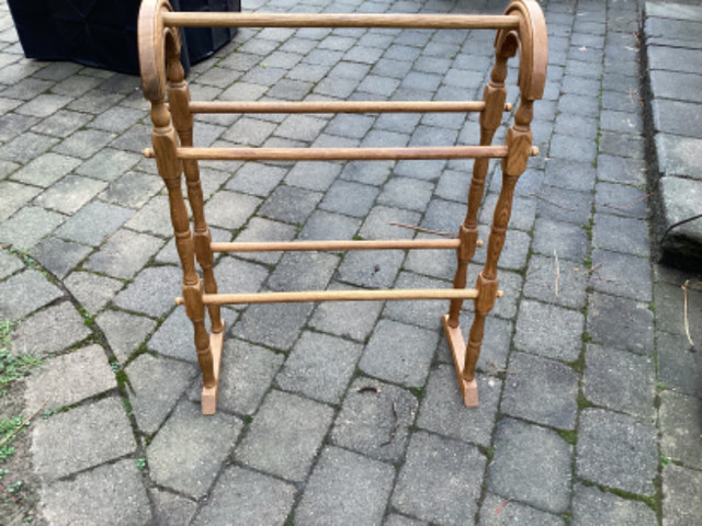Oak  Blanket stand in Other in St. Catharines
