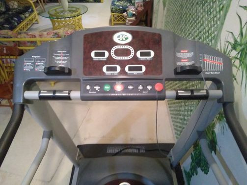 Treadmill : Horizon Fitness in Exercise Equipment in City of Toronto - Image 4