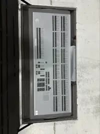 Console d'éclairage ETC Express 72/144 avec coffre