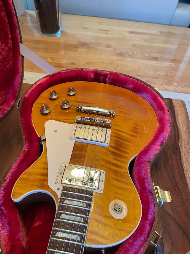 Gibson Les Paul 50s Figured Top Honey Amber in Guitars in Longueuil / South Shore - Image 5