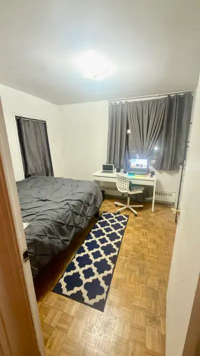 renting my one available room in a two bedroom apartment downtown.. Students are welcome. preferably...