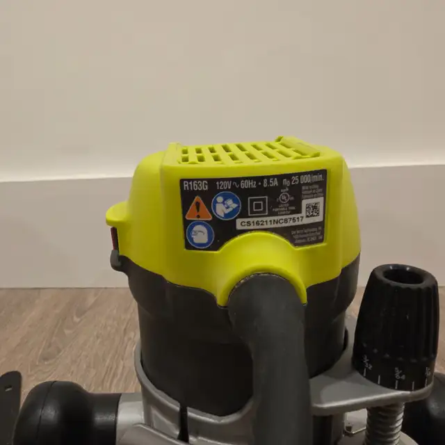 RYOBI 8.5 Amp 1-1/2 Peak Horsepower Router R163G in Power Tools in Markham / York Region - Image 3