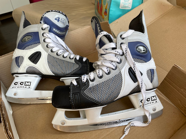 CCM PROLITE 3 TACKS 455 SKATES - SIZE 5.5 / 38.5 WIDTH D in Skates & Blades in Ottawa