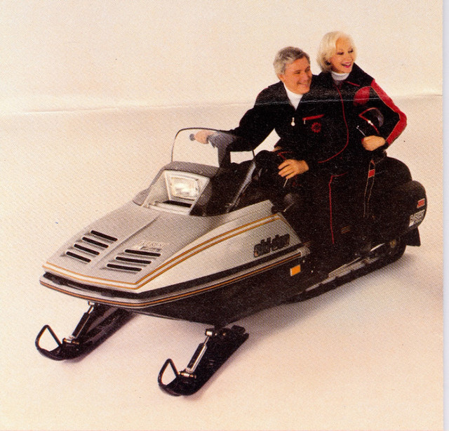 1982 Ski-Doo Everest LC  463CC in Other in City of Toronto - Image 2