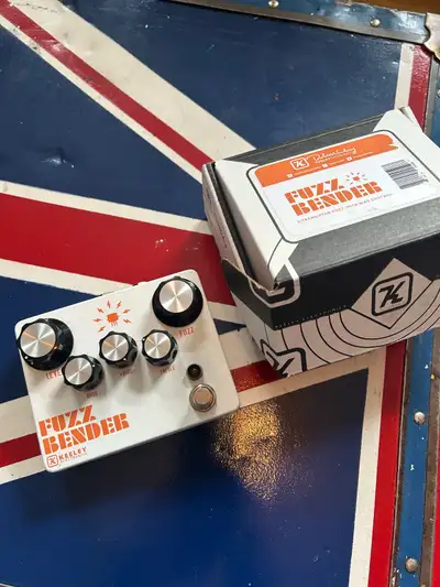 Pédale Keeley Fuzz Bender, View more