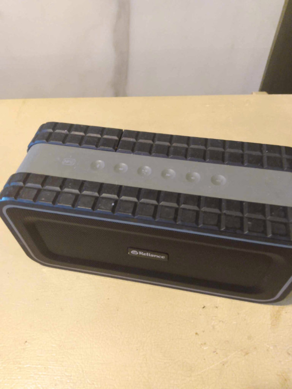 bluetooth speaker in General Electronics in Kingston