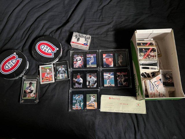 Sports Collectibles (Trading Cards, Magazines, Vintage Papers) in Hockey in St. Catharines