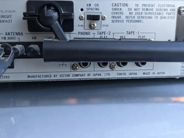 Vintage JVC R-2X stereo amplifier in General Electronics in City of Toronto - Image 5