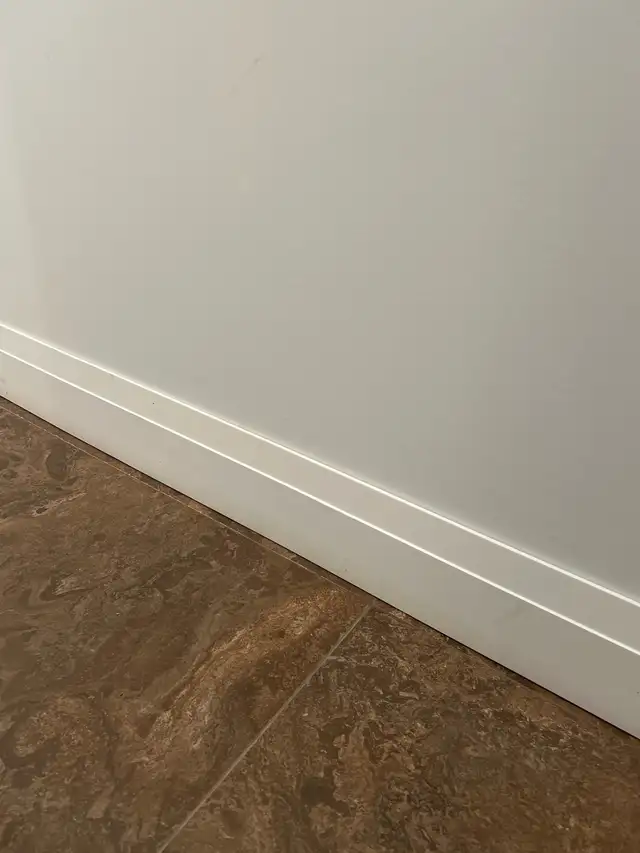 Baseboards  in Home Décor & Accents in Muskoka - Image 3