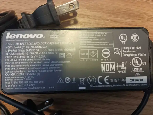 Two Lenovo Thinkpad 45W 90W ORIGINAL adapter power cord in Laptop Accessories in Mississauga / Peel Region - Image 4