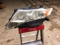 2009 Toyota Venza Left Headlight