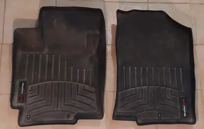 Tapis moulants pour voiture (étaient sur Accent 2016)