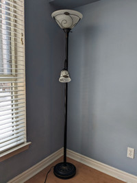 Tall corner lamp (bedroom or living room (READ AD)