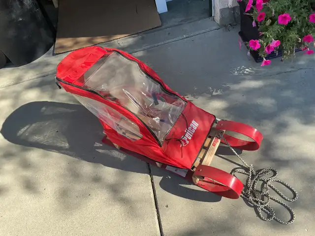 Child’s sleigh