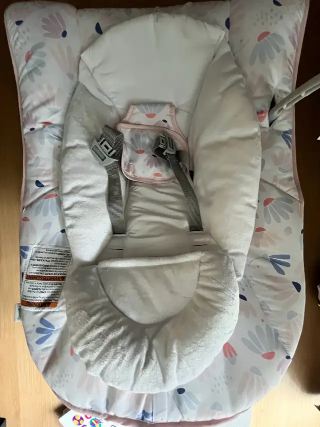 Ingenuity Baby Rocker in Playpens, Swings & Saucers in Windsor Region - Image 3