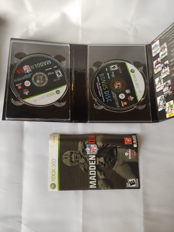 Madden NFL 09 - 20th Anniversary Collector's Edition (XBox360) in XBOX 360 in London - Image 2