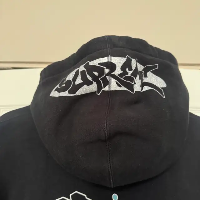Supreme New World Order Hooded Sweatshirt in Men's in Laval / North Shore - Image 4