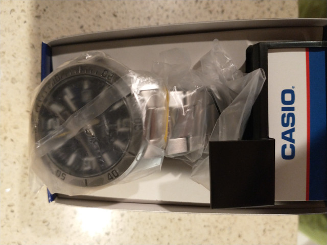 Brand new Casio watch, never worn, in original box. in Jewellery & Watches in Oshawa / Durham Region - Image 2