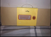 Wireless keyboard and mouse/clavier sans fil 