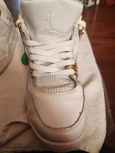 jordan 4 blanc et or, View more