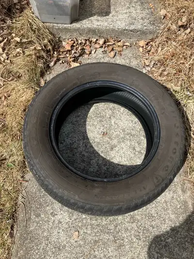 Pneus Firestone 4 saisons 235/60R17 102T