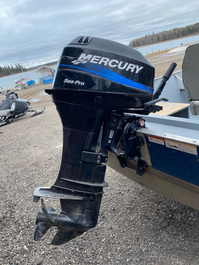 Mercury 40 seapro in Powerboats & Motorboats in La Ronge