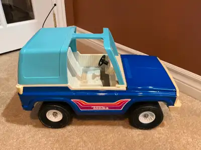 Jeep Tonka Vintage Années 60 – Bleu Acier Pressé – États-Unis – Bon état