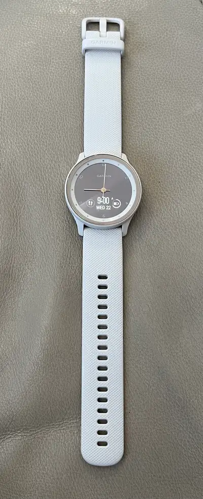 Garmin vivomove Sport 40mm Smartwatch with Heart Rate Monitor - Ivory Like NEW, in Mint Condition, u...