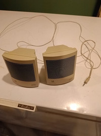 Computer speakers 