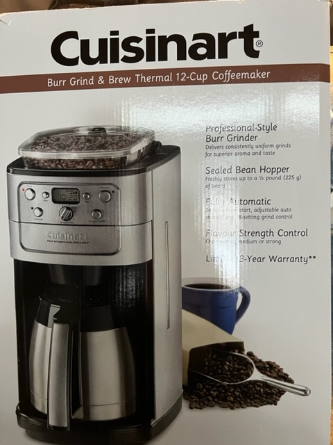 CUISINART BURR GRIND & BREW 12 CUP COFFEEMAKER in Coffee Makers in North Bay