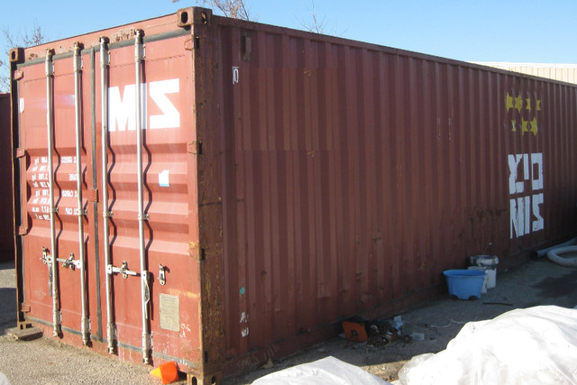 USED STEEL STORAGE CONTAINERS in Other Business & Industrial in Kitchener / Waterloo