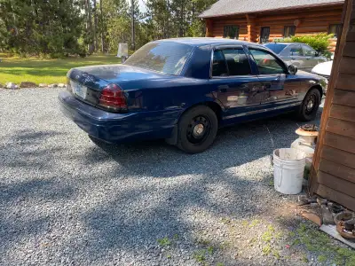 2006 Crown Vic P71 ****Read whole add for bonus stuff (other cvpi cars) **** I’ve owned this car sin...