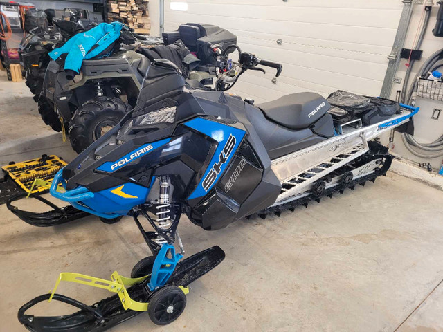 2016 polaris SKS 800 Axys Snowmobile 155  in Snowmobiles in Moose Jaw - Image 4